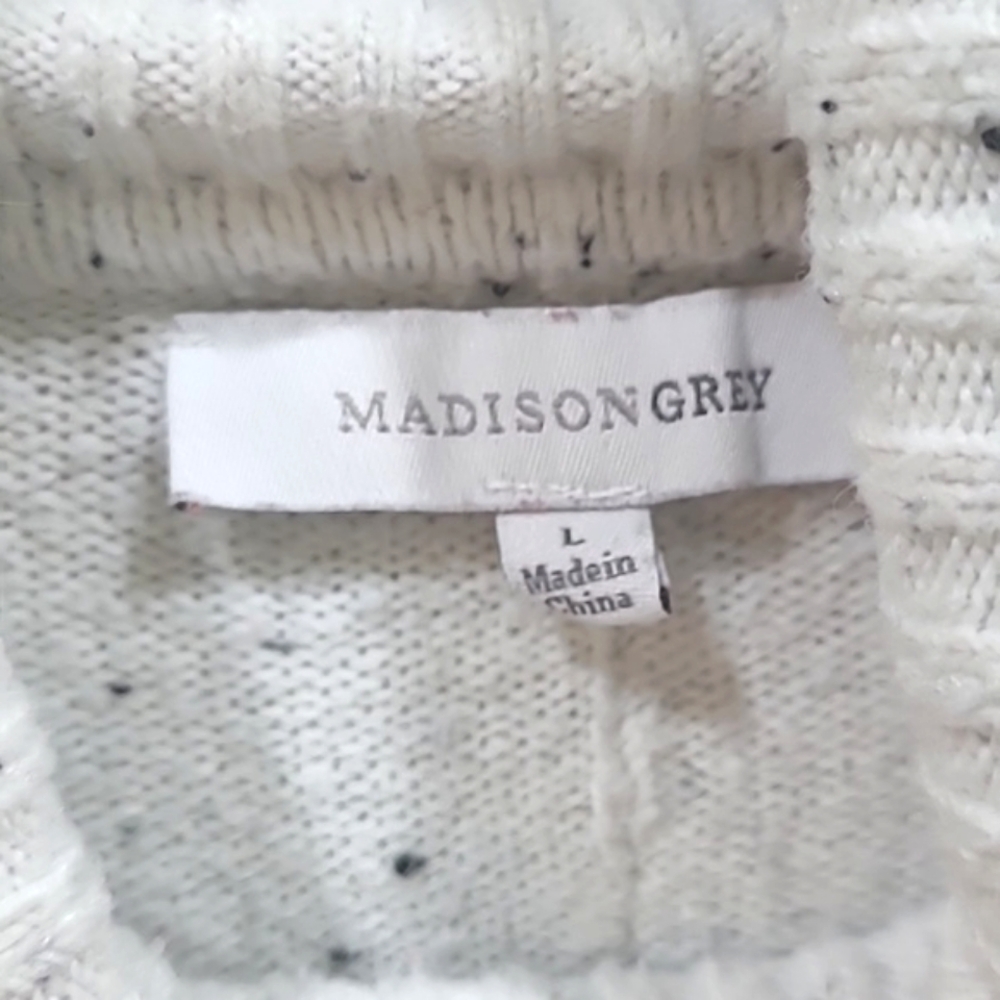 Madison Grey size Large speckled white boxy turtleneck pullover w/ real pockets - Picture 6 of 11